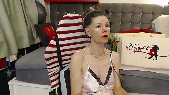 Snapshot of kellyterapy chatting on 06/05/26, 10:37 kellyterapy online show from 06/05/26, 10:37