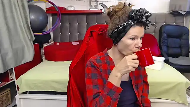 kellyterapy online show from 10/27/25, 10:38