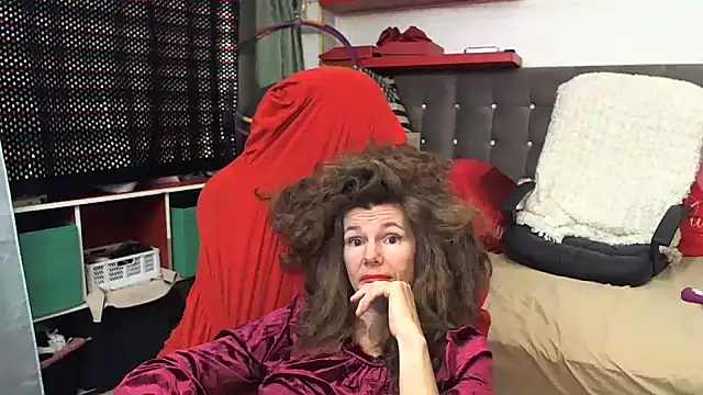 Snapshot of kellyterapy chatting on 03/01/25, 11:58 kellyterapy online show from 03/01/25, 11:58
