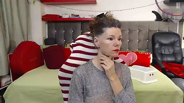 kellyterapy online show from 11/15/25, 04:05