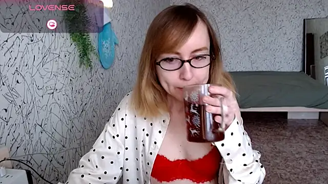 Athena Richards online show from 03/06/26, 08:53