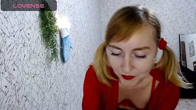Snapshot of Athena_Richards chatting on 09/29/25, 02:23 Athena Richards online show from 09/29/25, 02:23