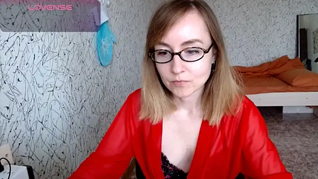 Athena Richards online show from 05/17/26, 10:37