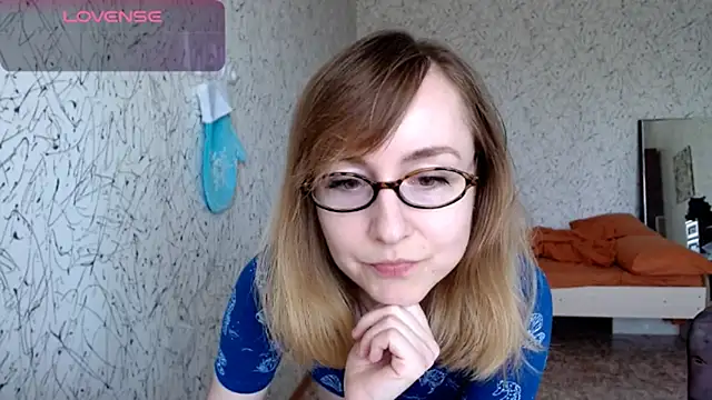 Athena Richards online show from 05/19/26, 09:49
