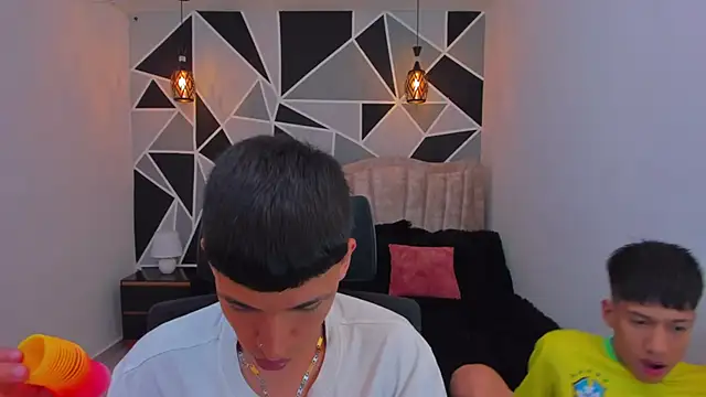 Juan Nd Steven online show from 11/07/25, 04:28