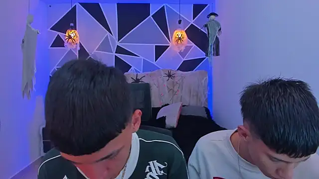 Juan Nd Steven online show from 10/25/25, 04:11