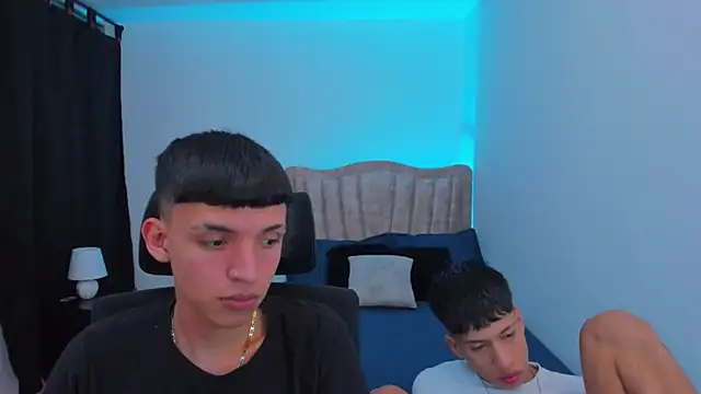 Snapshot of Juan_Nd_Steven chatting on 10/07/25, 04:35 Juan Nd Steven online show from 10/07/25, 04:35