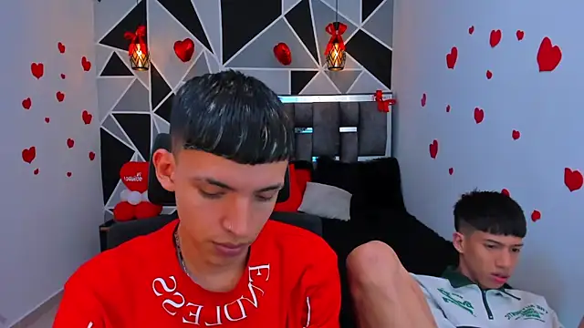 Snapshot of Juan_Nd_Steven chatting on 02/28/26, 04:12 Juan Nd Steven online show from 02/28/26, 04:12