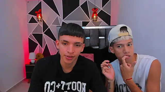 Juan Nd Steven online show from 05/05/26, 03:53