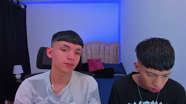 Snapshot of Juan_Nd_Steven chatting on 10/05/25, 12:18 Juan Nd Steven online show from 10/05/25, 12:18