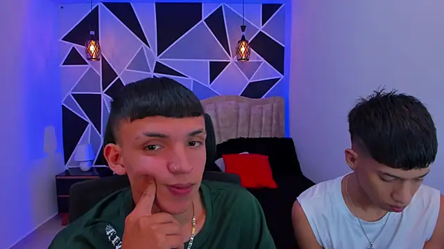 Juan Nd Steven online show from 12/03/25, 04:24