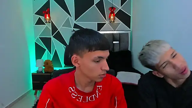 Juan Nd Steven online show from 05/06/26, 01:42