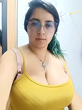  Angelinaandrade  online show from 09/20/25, 01:21