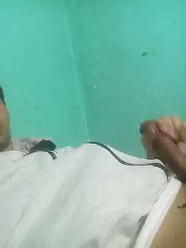 Snapshot of hotie7tvn chatting on 03/22/25, 02:05 hotie7tvn online show from 03/22/25, 02:05