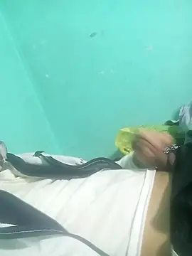 Snapshot of hotie7tvn chatting on 03/22/25, 03:53 hotie7tvn online show from 03/22/25, 03:53