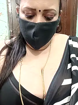 ashikaa r online show from 12/15/25, 07:31