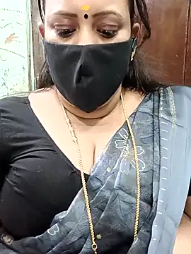 ashikaa r online show from 12/18/25, 08:23