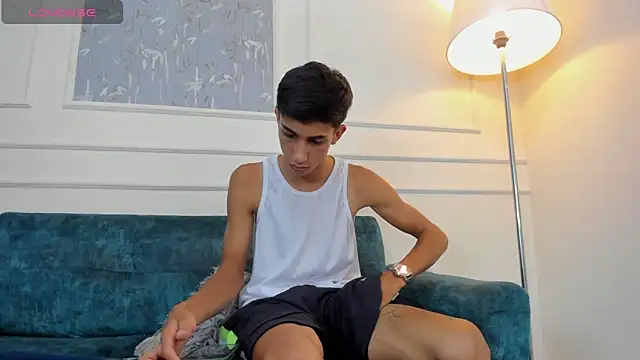 Lucian Davi online show from 09/27/25, 03:56