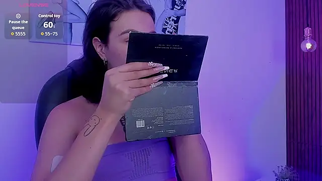 Snapshot of miah_connor chatting on 10/07/25, 07:59 miah connor online show from 10/07/25, 07:59