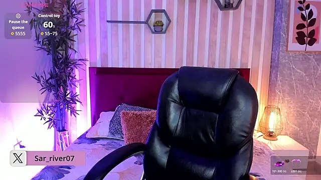 Snapshot of miah_connor chatting on 11/13/25, 08:02 miah connor online show from 11/13/25, 08:02