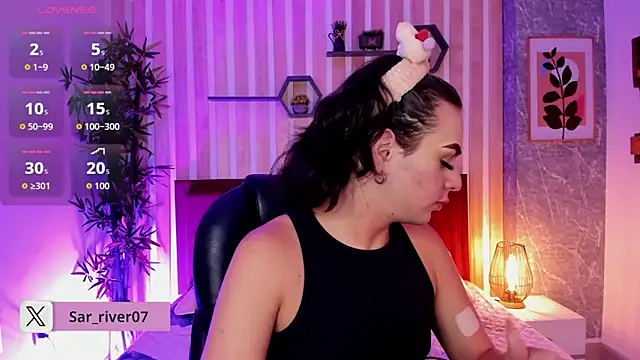 Snapshot of miah_connor chatting on 11/16/25, 07:51 miah connor online show from 11/16/25, 07:51