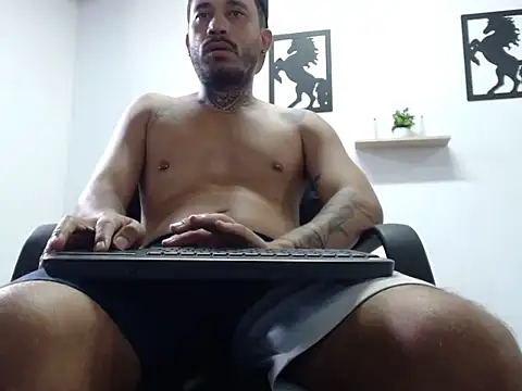 Snapshot of ethan_official chatting on 04/04/26, 04:57 ethan official online show from 04/04/26, 04:57