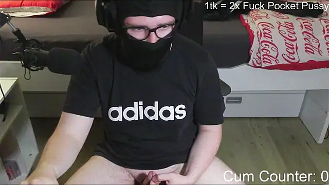 HornyTeenBoy64 online show from 05/31/26, 04:13