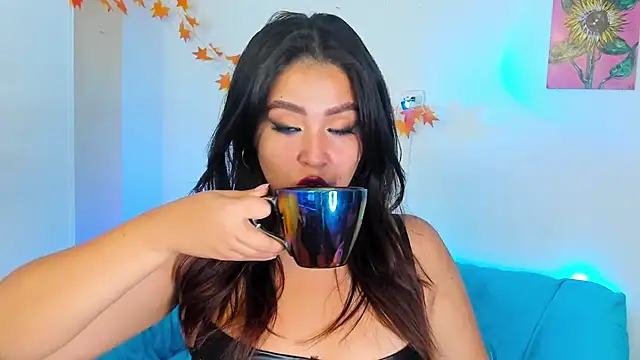 LiahDiaz online show from 12/22/24, 08:58