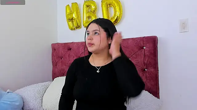 skyhotgirll online show from 04/10/26, 06:59