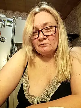 HelenaGlossX online show from 03/06/25, 05:33
