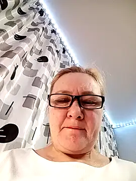HelenaGlossX online show from 01/30/25, 03:55