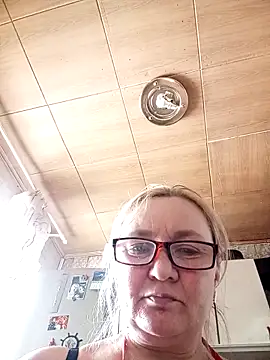 HelenaGlossX online show from 02/24/25, 08:27