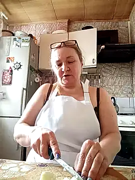 HelenaGlossX online show from 03/19/25, 07:51