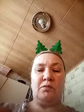 HelenaGlossX online show from 01/20/25, 07:47