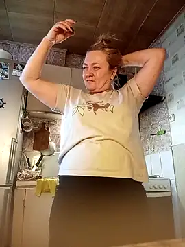 HelenaGlossX online show from 01/22/25, 11:45