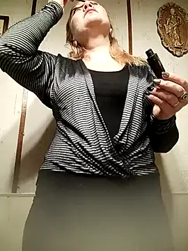 HelenaGlossX online show from 01/27/25, 03:47
