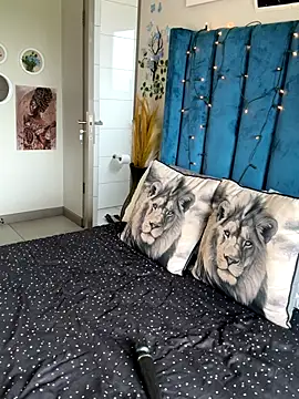 Dime-   online show from 12/18/25, 02:10