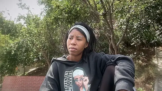 Snapshot of Dime-__ chatting on 02/25/26, 10:48 Dime- online show from 02/25/26, 10:48