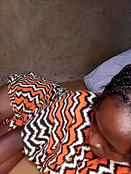 pretty prickle online show from 11/01/25, 09:25