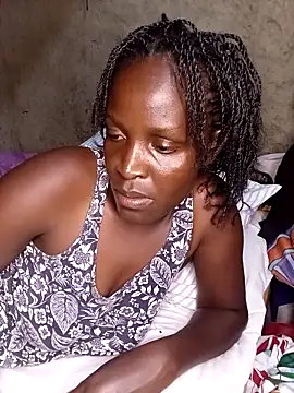 pretty prickle online show from 10/31/25, 06:37