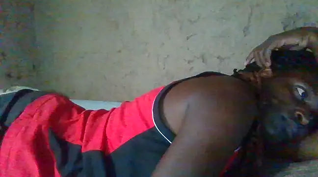 pretty prickle online show from 02/10/25, 07:47