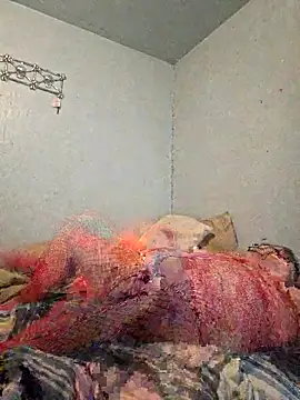 Snapshot of mcv131985 chatting on 02/03/26, 06:33 mcv131985 online show from 02/03/26, 06:33