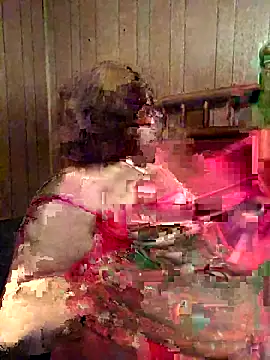 Snapshot of mcv131985 chatting on 09/23/25, 04:52 mcv131985 online show from 09/23/25, 04:52