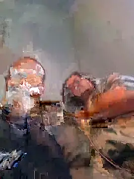 Snapshot of mcv131985 chatting on 11/24/25, 04:18 mcv131985 online show from 11/24/25, 04:18