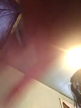 Snapshot of mcv131985 chatting on 03/09/25, 09:46 mcv131985 online show from 03/09/25, 09:46