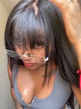 Snapshot of luisa16xxx chatting on 03/13/25, 09:59 luisa16xxx online show from 03/13/25, 09:59