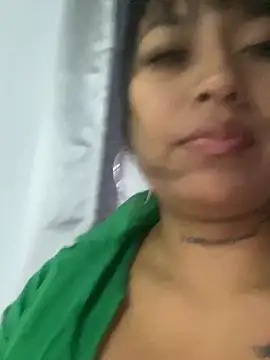 Snapshot of luisa16xxx chatting on 02/13/25, 09:38 luisa16xxx online show from 02/13/25, 09:38