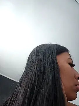 Snapshot of luisa16xxx chatting on 09/19/25, 08:35 luisa16xxx online show from 09/19/25, 08:35