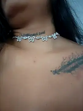 luisa16xxx online show from 02/13/26, 07:36