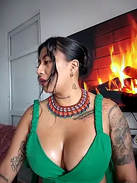 luisa16xxx online show from 02/17/26, 07:22